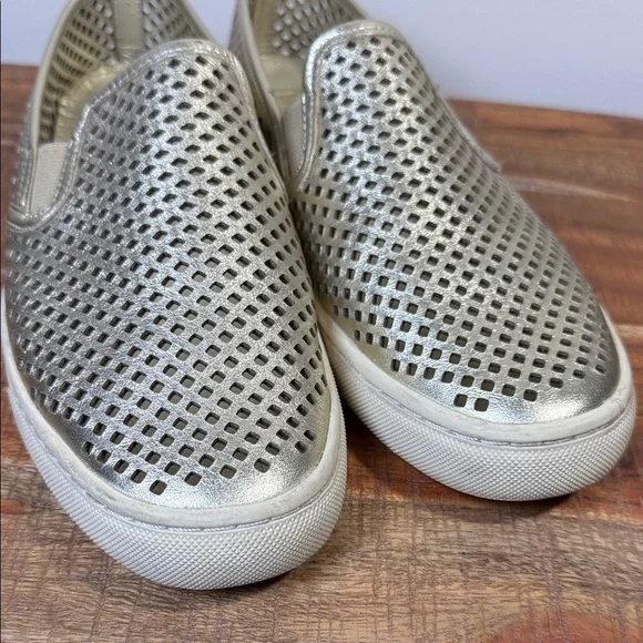 Tory Burch Metallic Gold Perforated Slip-Ons, Women’s 8.5 - Picture 3 of 5